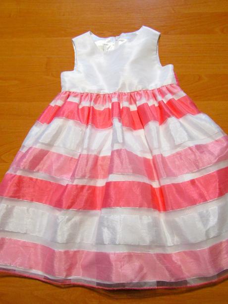 Slavnostní dívčí šatičky vel 110, 110