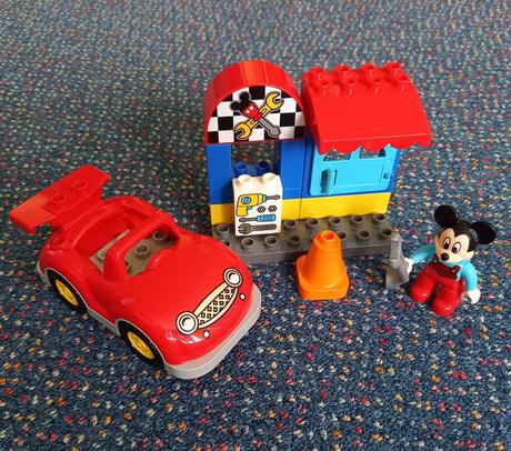 Lego duplo 10829 - mickeyho dílna.,