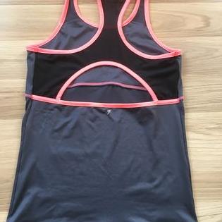 Sportovní tílko, primark,42