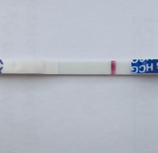 Silné příznaky před menstruací nebo těhotenství? 