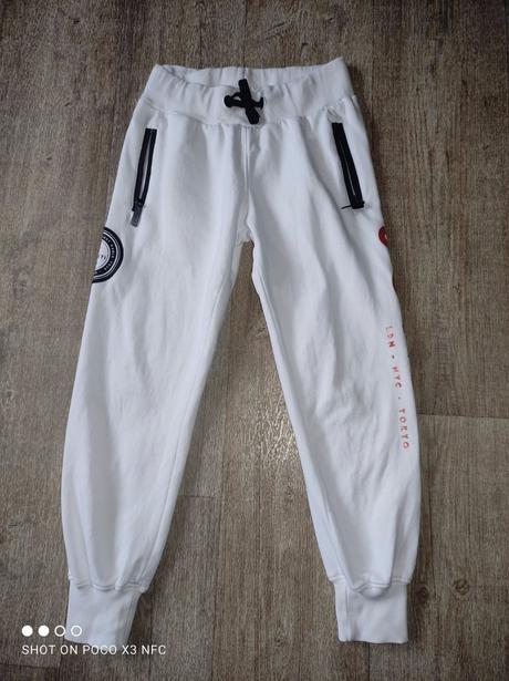 Tepláky dívčí 140/146, 140