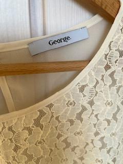 Lehká krajková halenka, george,38