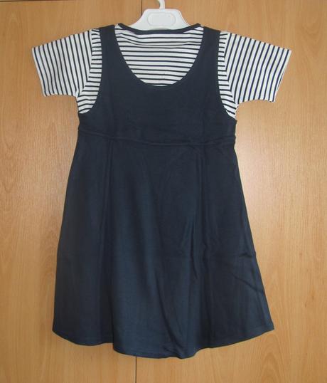 Tmavě modré bavlněné šaty, 140