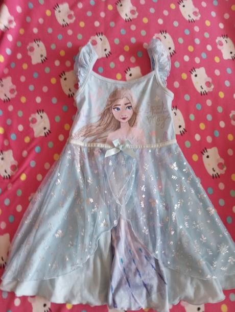 Šaty s elzou, disney,110