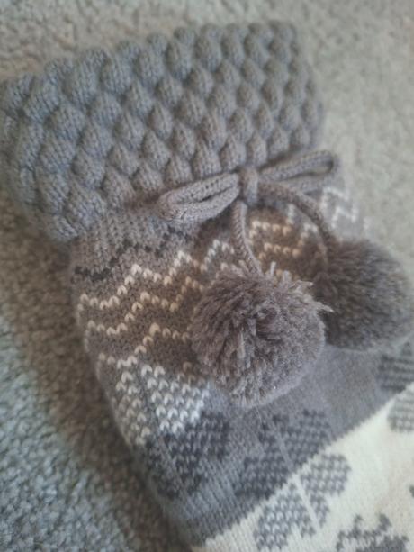 Vysoké ponožky, 39