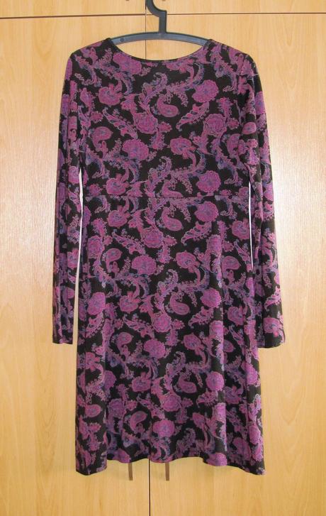 Fialové šaty se vzorem, 40