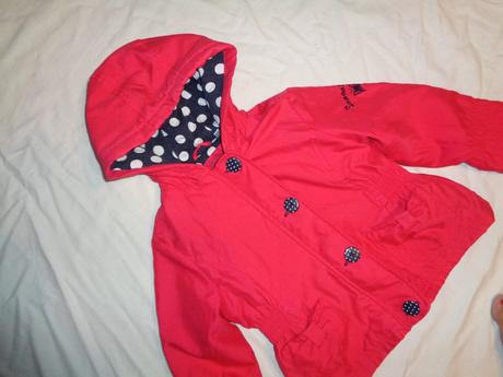 Krásný červený kabátek, palomino,98