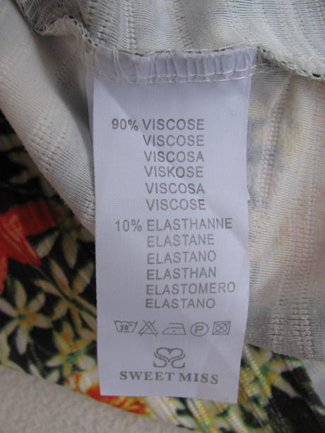 Elegantní dámské pouzdrové pružné šaty, s