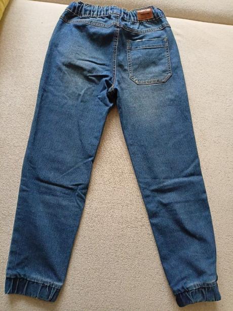 Chlapecké džíny, sinsay,140
