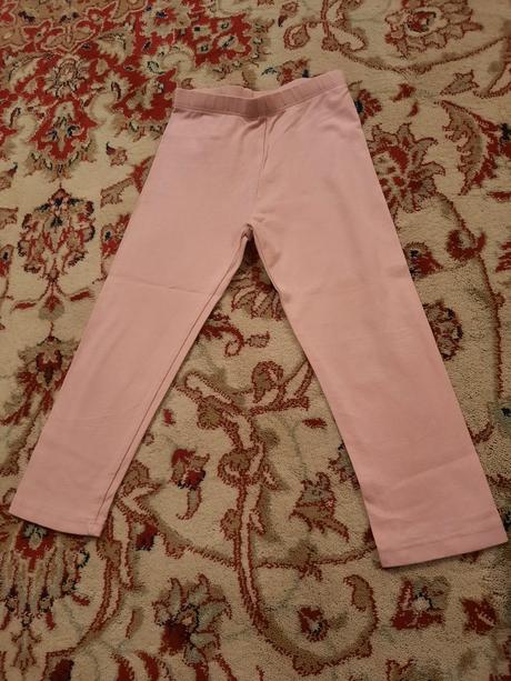 Starorůžové legíny, 98