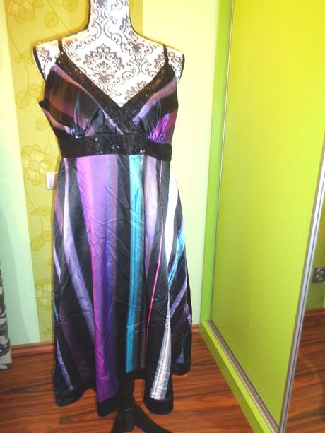 Krásné společenské duhové šaty star, 44