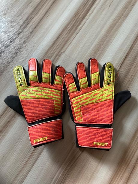 Rukavice na fotbal, 