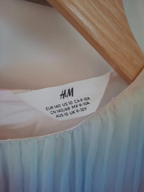 Šaty z plisovaného šifonu h&m č.140, h&m,140