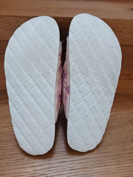 Přezůvky do školy č.32, 32