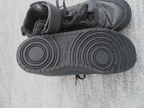 Černé kotníčkové boty tenisky botasky, nike,38