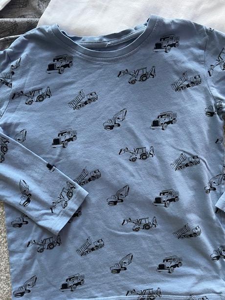 Chlapecká trička s potiskem aut, sinsay,134