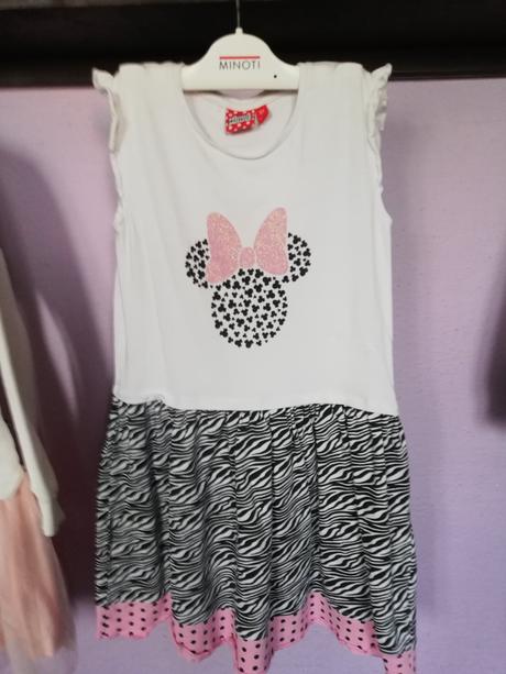 Saty letní dívčí s minnie vel. 122/128., disney,122