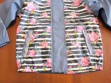 Nepromokavá pogumovaná bunda vel 104, lupilu,104