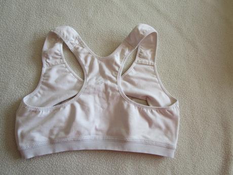 Pěkná bílá bavl. elast. sportovní podprsenka,v.xs, xs