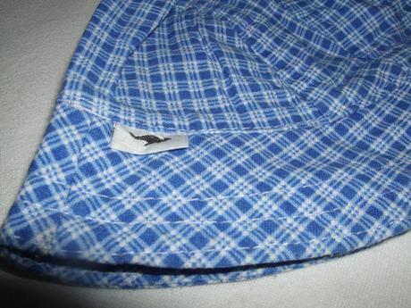 Modro-biely károvaný klobúčik obvod hl. 48 cm, rada,74