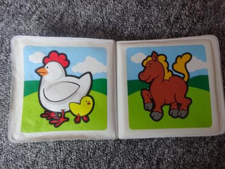 2x omyvatelná knížka,