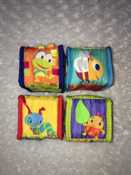 Látkové kostky bright starts, 