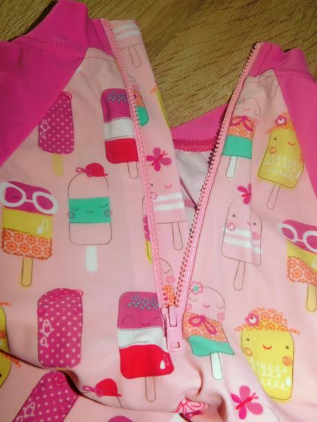 Dívčí plavkový overal, 92