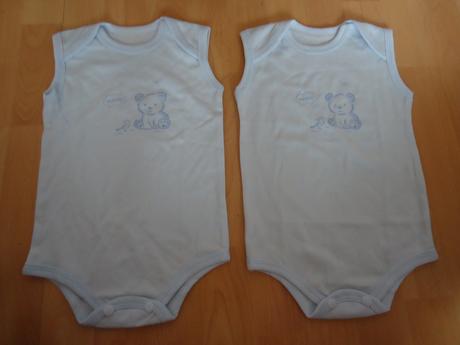 2 bodýčka bez rukávů, 92