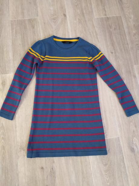 Úpletove šaty, 122