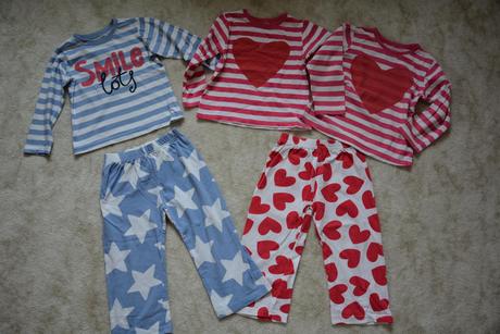 Pyžama s hvězdičkama a se srdíčky, next,98
