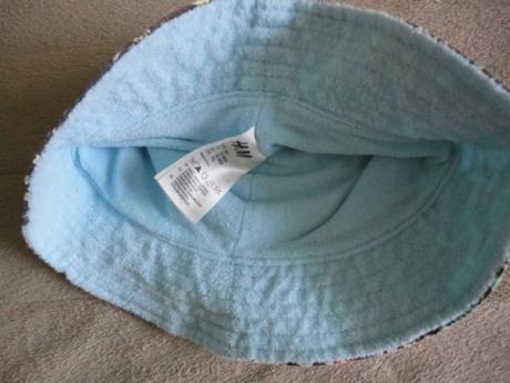 V top stavu klobouk hm, vel. 12-18 měsíců i více, h&m,86