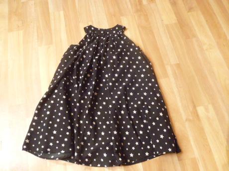 Hvězdičkaté šaty vel. 6-7 m-s, marks & spencer,122