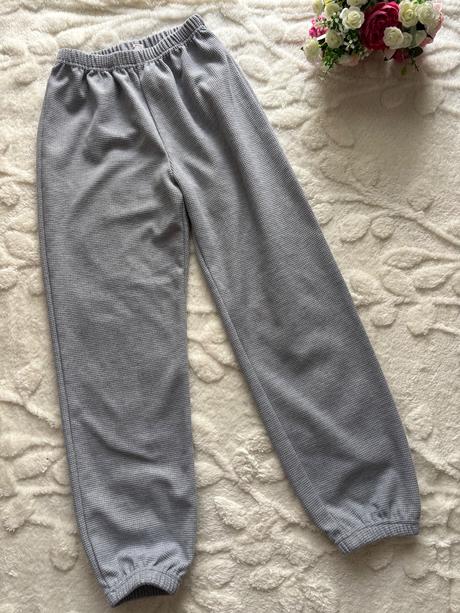 Tepláky struktované - v.11/12 let, 152