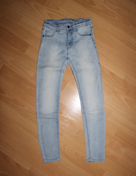 Rifle, džíny, slimky, takko,146