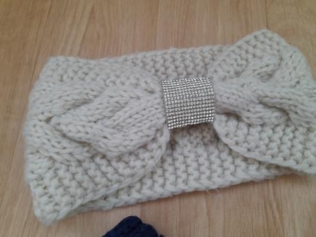 01 - sada čelenek a nákrčníků - cena za celou sadu, 