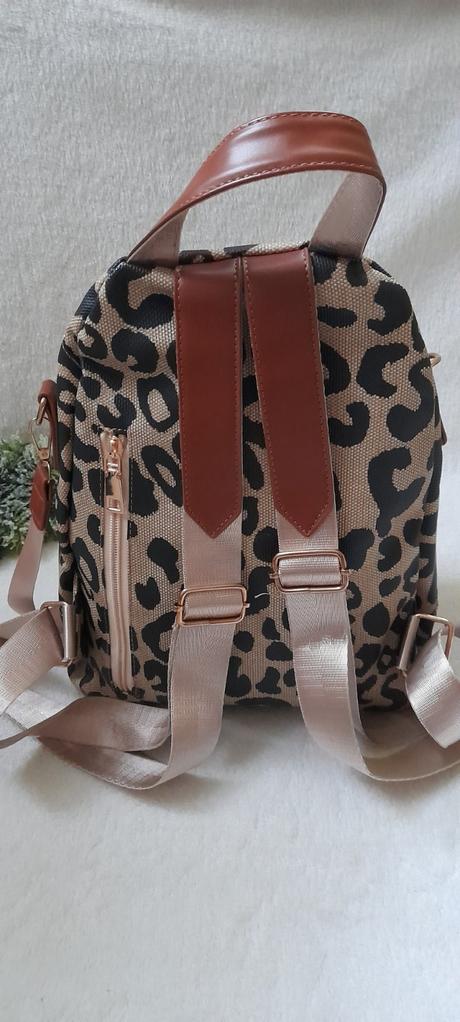 Leopardí malý batůžek s popruhem přes rameno, 
