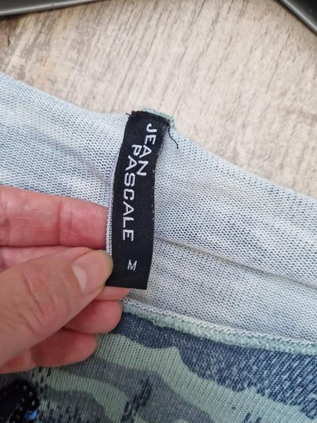 Dámský svetřík, m