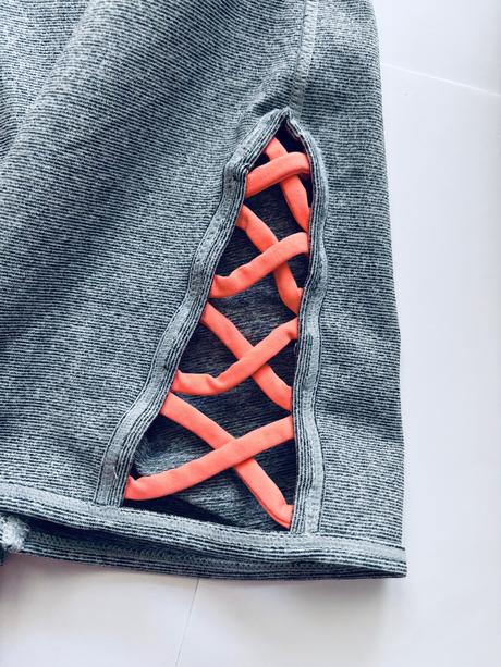 D38/ kraťasy sportovní leginové - v.s, s