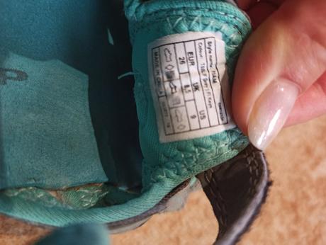 Sandály, kecky a bačkory, 26