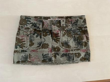 Khaki džínová minisukně s potiskem, vel m, spíše s, s