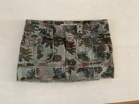 Khaki džínová minisukně s potiskem, vel m, spíše s, s