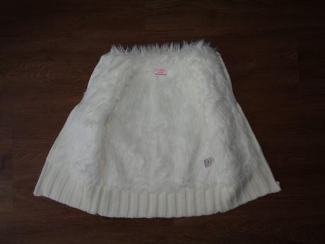 Krásná vesta s kožíškem, 104