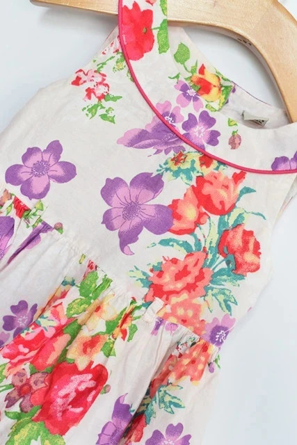 Šaty vel. 12 - 18 m, tu,86