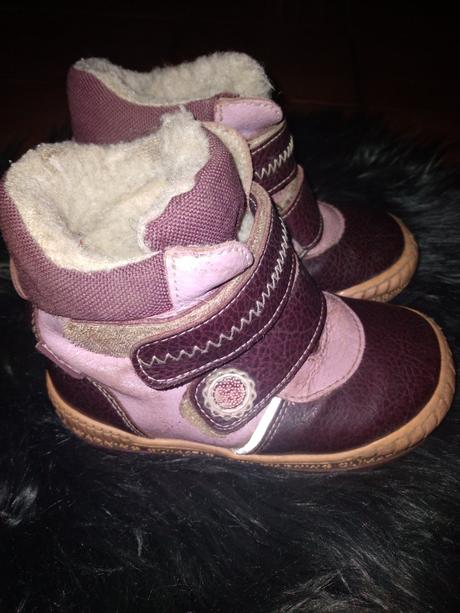 Dívčí kozačky květ vel. 25, vnit.stélka 15.5 cm, 25