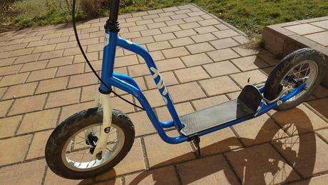 Koloběžka yedoo two, yedoo