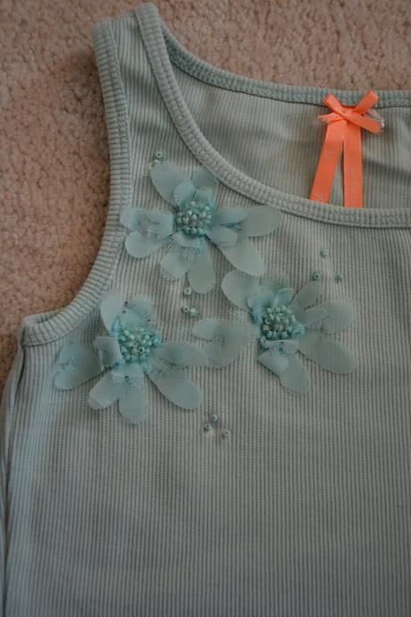 Tílko s kytičkama, next,110