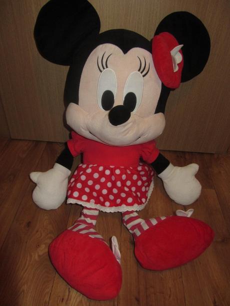 Velká plyšová minnie, 