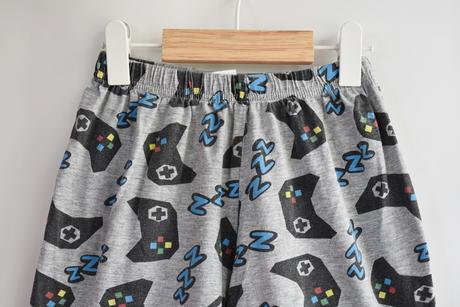 Kraťasy vel. 9 - 10 let, 140