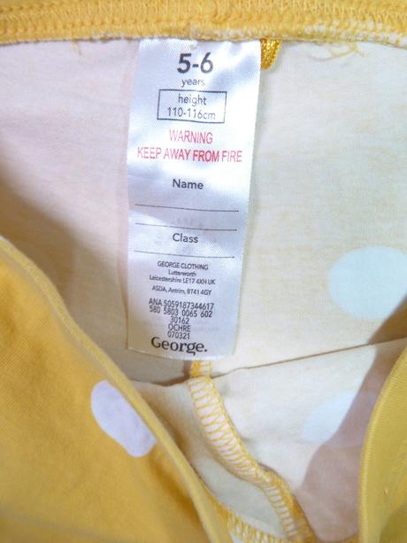 Kraťase s puntíky vel.116, george,116