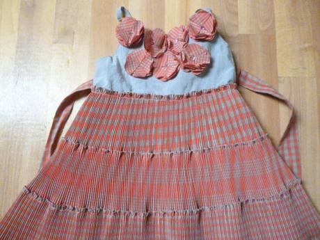 Krásné šaty 3 roky, 98